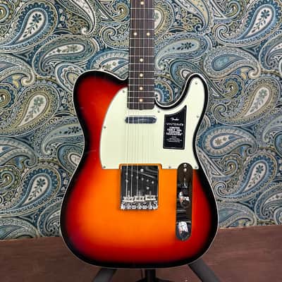 Fender Limited Edition Vintera III Early '60s Custom Telecaster w/Gig Bag image 2