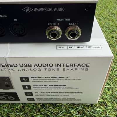 Universal Audio Volt 2 USB-C Audio Interface with Box image 5