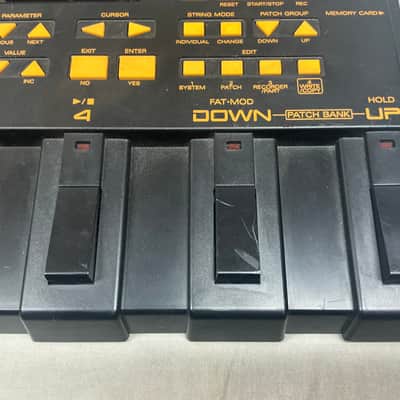 Roland GR-1 Guitar Synthesizer image 5