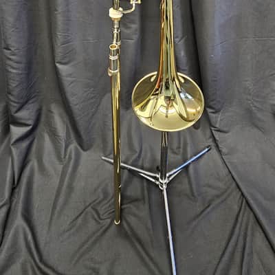 Bach 42BOF Stradivarius Professional Bb Tenor Trombone 2026 - Lacquered Brass w/ Nickel with Case image 2