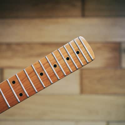 Stratocaster Neck – Roasted Maple | 22 Frets | Light Gloss Finish | Bone Nut imagen 10