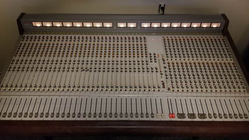 Tascam M600 | 32 Channel (16-Bus) Vintage Recording Console/Mixer