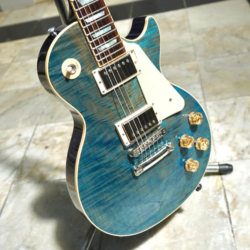 Gibson Les Paul Traditional in Ocean Blue (2015) image 1