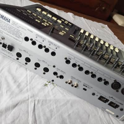 Yamaha 01X mLAN Digital Mixing Studio image 7
