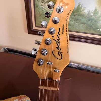 Godin Progression 2009 - Maple Sunburst image 5