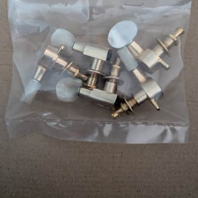 5 Washburn Martin Style Electric Acoustic Guitar Tuners 3x3 Aged Gold Wilkinson image 7