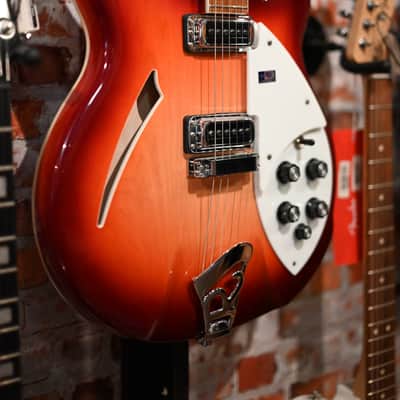 Rickenbacker 360/6 Fireglo image 4