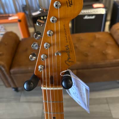 FENDER 1999 50'S CLASSIC SERIES STRATOCASTER CUSTOM FIESTA RED image 9