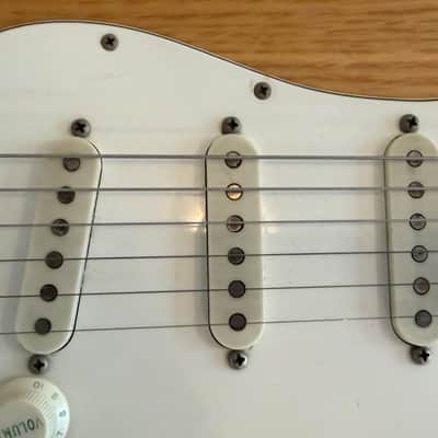Fender Stratocaster Hardtail with 3-Bolt Neck, Maple Fretboard 1973 - 1977 - Natural image 4
