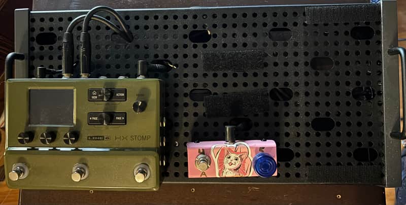 Line 6 HX Stomp Sweetwater limited Edition with Temple Audio Solo18 SweetFoot Power Supply