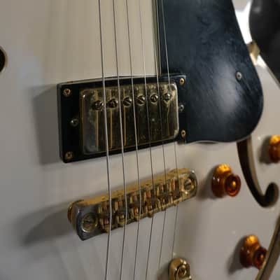 1997 Washburn J-9 Hollowbody w/ Bigsby – White – OHSC image 8