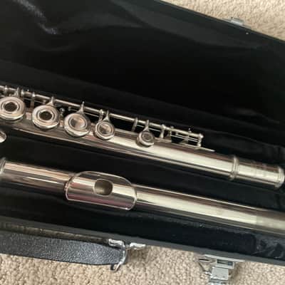 Yamaha YFL285S - Open Hole Flute w/All New Pads image 3