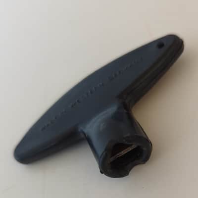 Vintage Sonor 50s/60s Teardrop Plastic Slotted Drum Key image 3