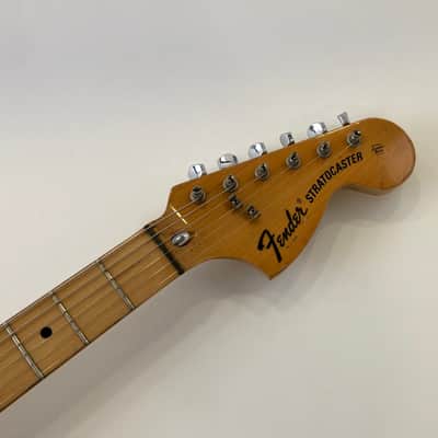 Fender Stratocaster with 3-Bolt Neck, Maple Fretboard 1976 Gold Sparkle image 2