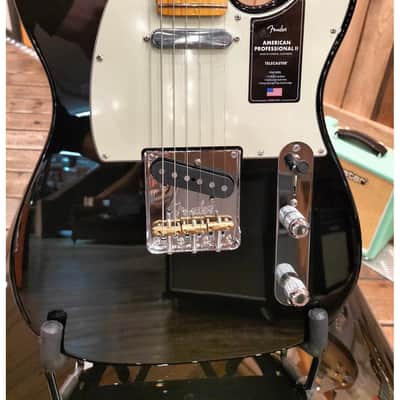 Fender American Professional II Telecaster Maple Fingerboard, Black image 6