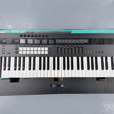 Novation ReMOTE 61 SL MKIII MIDI Controller 2018 - Present - Black