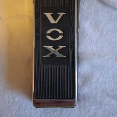 Vox V847A Wah with 9V Jack 2007 - Present - Black / Chrome image 2