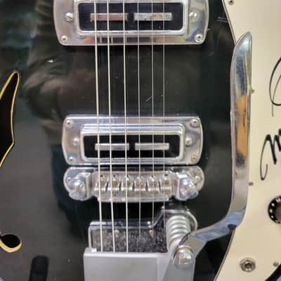 Video Demo 1967 Teisco May Queen Black White Pro Setup New Strings Hard Shell Case image 4