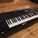 Native Instruments Komplete Kontrol S61 Mk2 & Komplete 13 (Full Version)