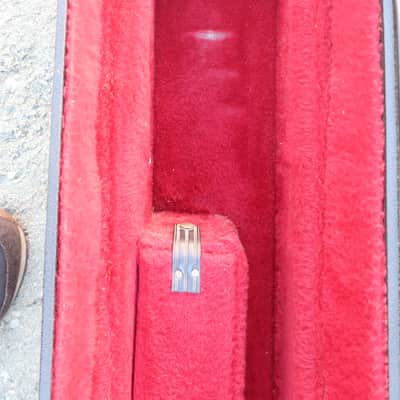 Vintage 1970s-1980s Martin "Side Hatch" Rare Guitar Case Acoustic Guitar Case With Red Fuzzy Lining Fits Dreadnought Classical Fits 44 x 17 1/4 x 4 to 5 Height Harmony Kay Silvertone Gibson Martin image 4