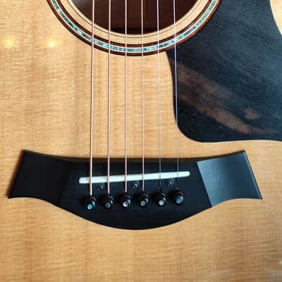 Taylor 618e with V-Class Bracing 2020 - Present - Antique Blonde image 4