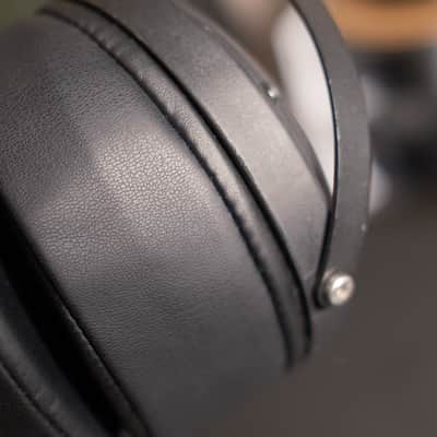 Audeze LCD-2 Closed Back with Hard Case image 8