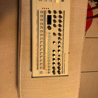 Roland TR-09 Rhythm Composer image 3