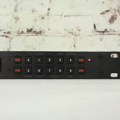 Alesis Midiverb II 16-Bit Digital Effects Processor Rack-Mount image 4