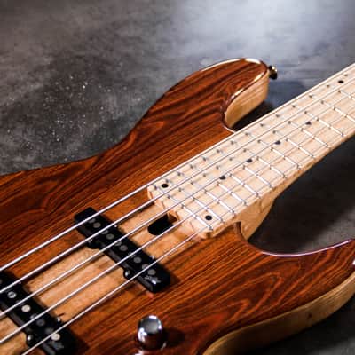 Maruszczyk Elwood L 2021 Carribean rosewood image 3