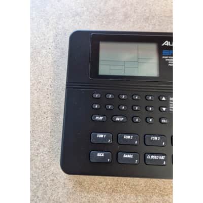 Alesis SR-16 - Drum Machine - Mint w/ Original Box & Manuals image 7