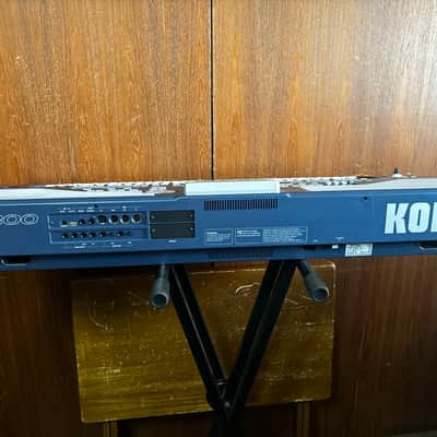 Korg Pa800 - Professional 61-Key Arranger Keyboard with Built-In Speakers w/ bag image 9
