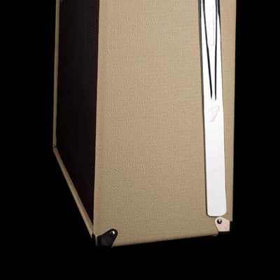 Pre Owned 2013 Fender 20th Anniversary Edition Vibro-King Blonde Guitar Amp Combo image 9