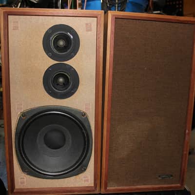 Realistic Optimus -1B / Cat No. 40-2005A Vintage Wood Veneer (Pair) image 1