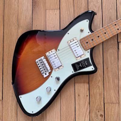 Fender Player Plus Meteora HH - 3-Color Sunburst image 2