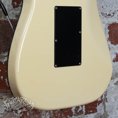Fender Aerodyne Stratocaster Medium Scale DiMarzio Collection AST-75MDH 2006 Olympic White MIJ Japan image 8