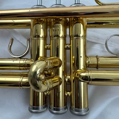 Yamaha YTR-2330 Standard Trumpet 2010s - Lacquered Brass image 7