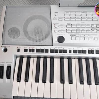 Yamaha PSR-3000 ā
RARE from 2000sā
Professional Synthesizer / Keyboard ā
Cleaned & Full Checked image 4