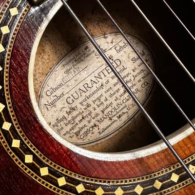 Super Rare 1919 Gibson O Artist Arch Top Guitar Original Finish & Case image 3
