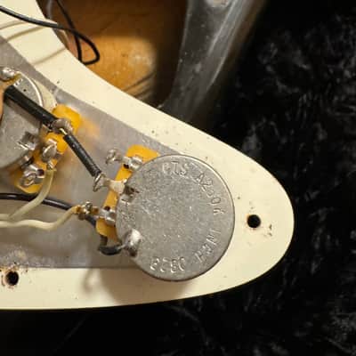 Fender Stratocaster Sunburst 1975 - sunburst image 16