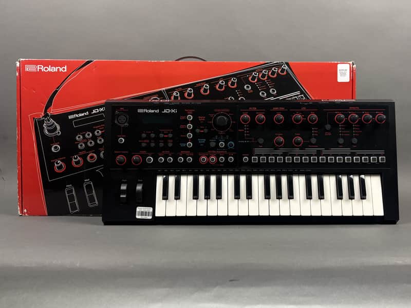 Roland JD-XI Synthesizer