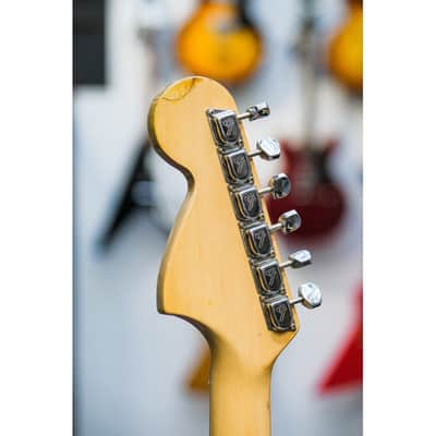 1973 Fender Stratocaster candy apple red image 4
