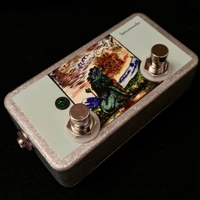 Saturnworks True Bypass Looper Pedal with Latching + Momentary Loop Switches