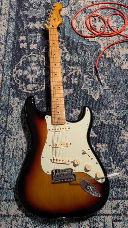 Fender Player Plus Stratocaster with Maple Fretboard 2021 - Present - 3-Color Sunburst image 1