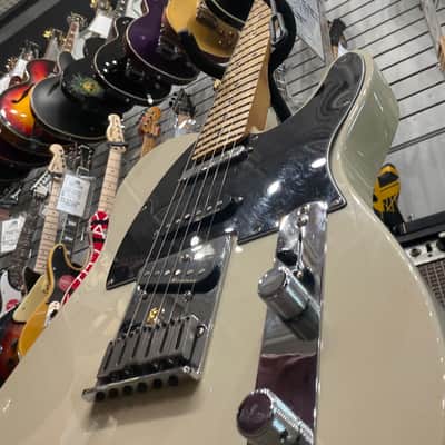 Fender Deluxe Nashville Telecaster with Maple Fretboard - White Blonde image 4