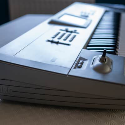 Korg Trinity V3 61-Key 32-Voice Polyphonic Workstation 1998 - Silver image 10