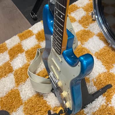 Fender 12-String Stratocaster MIJ - Blue image 4