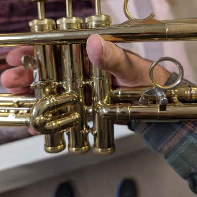 Olds Rafael Mendez Trumpet 1960 - Laquer image 16