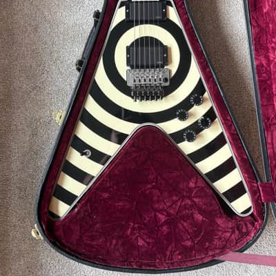 Gibson Zakk Wylde Custom Flying V 2007 - Bullseye image 2