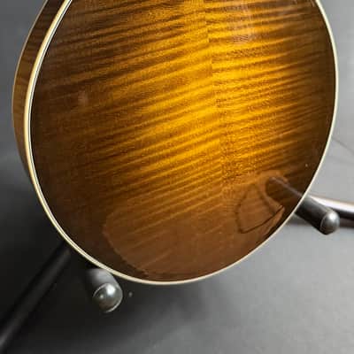 Bourgeois M5-A A-Style Mandolin Aged Tone Adirondack Sunburst Finish w/ Case image 11