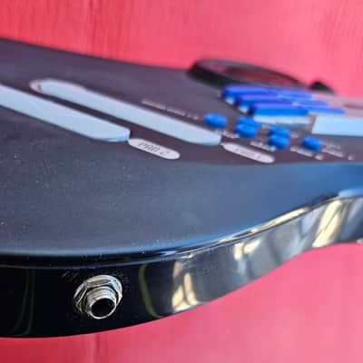 80s-style electronic guitar, upgraded image 3